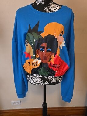 Womens Large Blue Graphic Cropped Women’s Sweatshirt – I Have A Voice